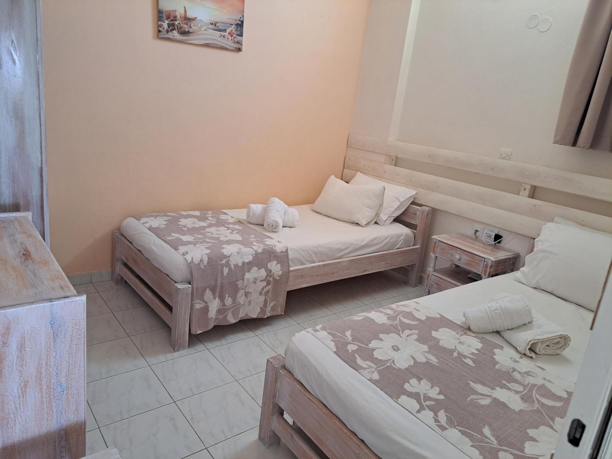 Guest house Peaceful Bay Megas Gialos - Nites